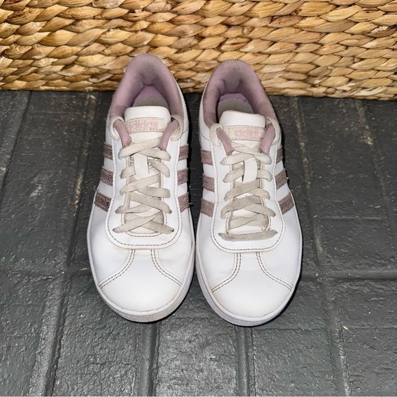 Adidas Neo VI Court K White With Purple Accents Size 1 Kids Girls - Picture 2 of 6